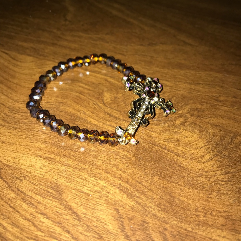 Bracelets - Picture 4 of 6